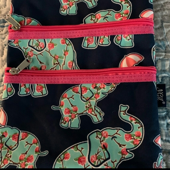 NWOT NGIF elephant crossbody purse - Picture 1 of 2